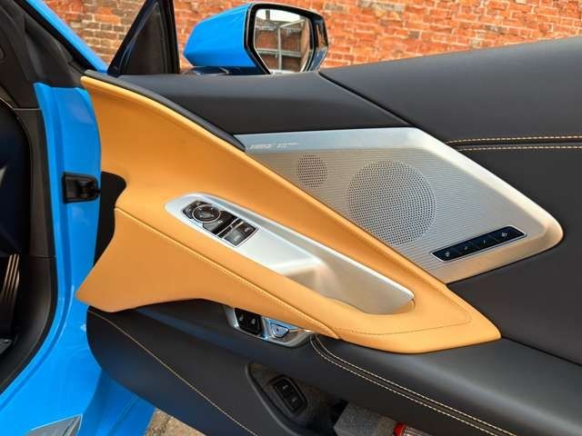 Chevrolet CORVETTE 2022-09 20307-13