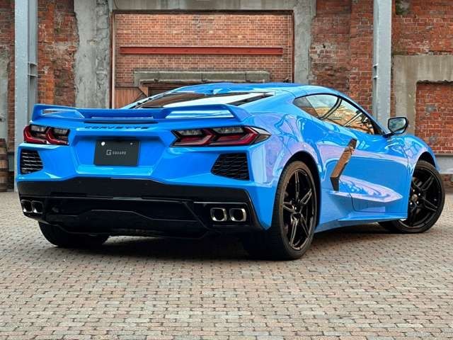Chevrolet CORVETTE 2022-09 20307-1