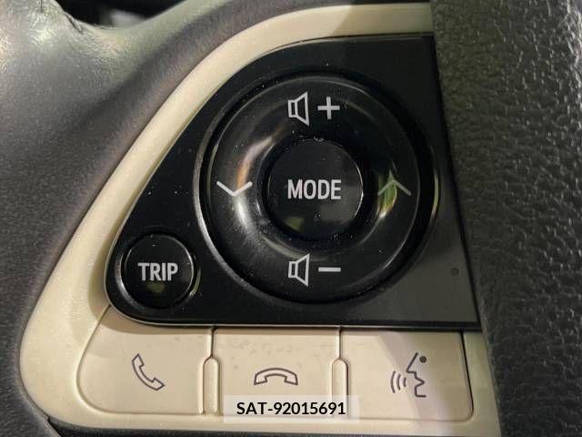 Toyota PRIUS PHV 2017-07 282520-7