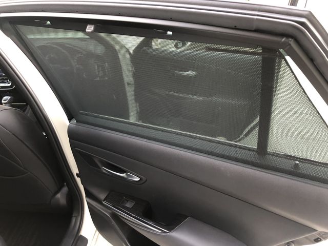 Toyota CROWN SEDAN 2018-10 11000-15