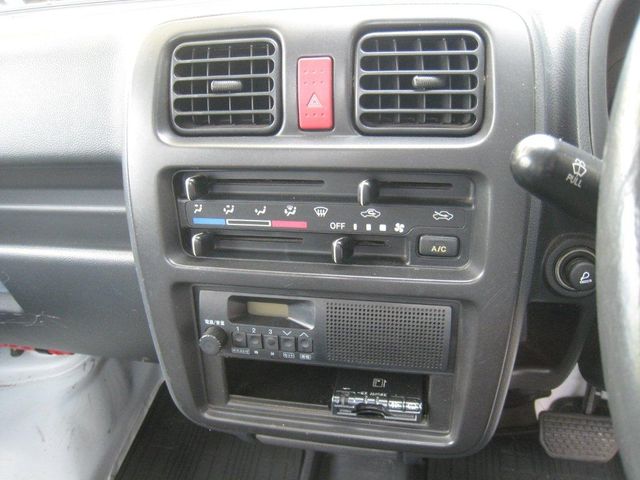 Suzuki CARRY TRUCK 2003-04 192953-14