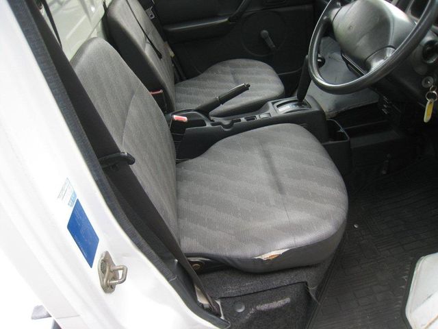 Suzuki CARRY TRUCK 2003-04 192953-8