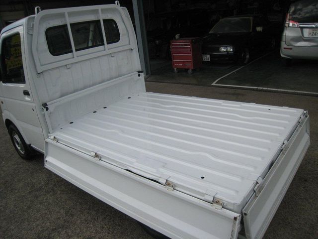 Suzuki CARRY TRUCK 2003-04 192953-24