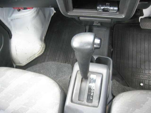 Suzuki CARRY TRUCK 2003-04 192953-13