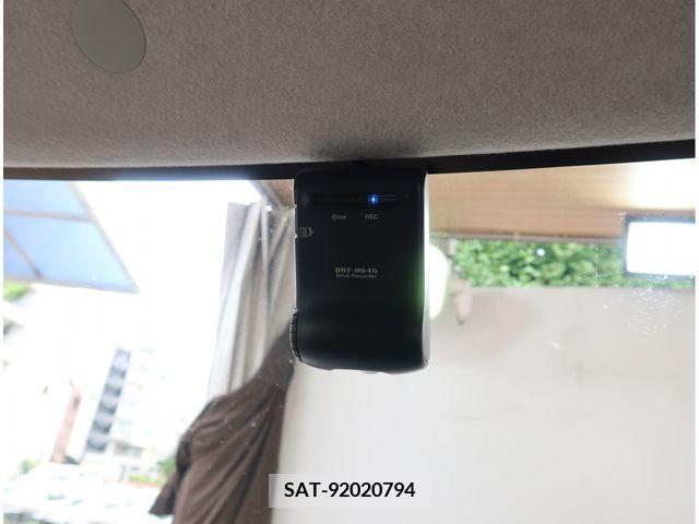 Daihatsu TANTO 2015-04 383912-13