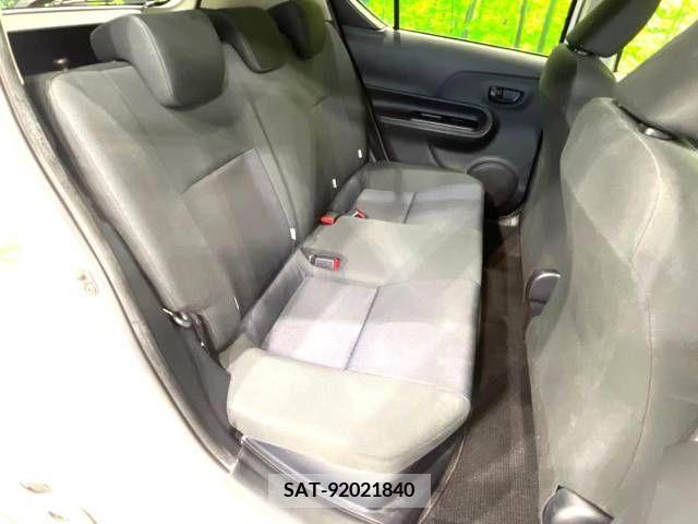 Toyota AQUA 2015-11 292273-12