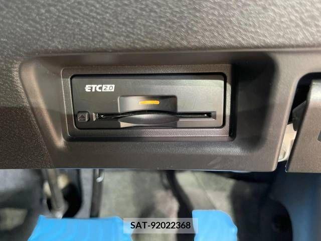 Nissan SERENA 2023-06 379965-7