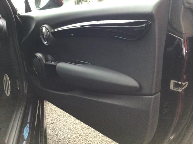 Bmw MINI 2020-02 1749-16
