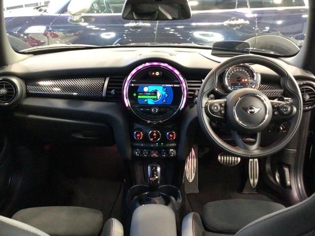 Bmw MINI 2020-02 1749-1