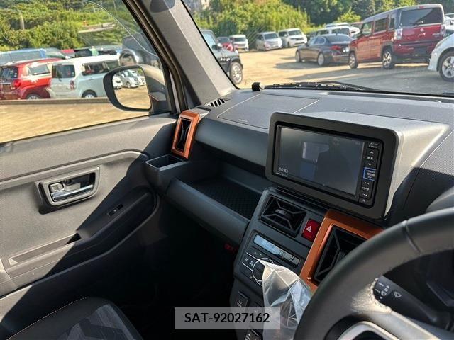 Daihatsu TAFT 2021-08 369121-15
