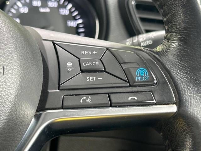 Nissan X-TRAIL 2018-06 8218-3