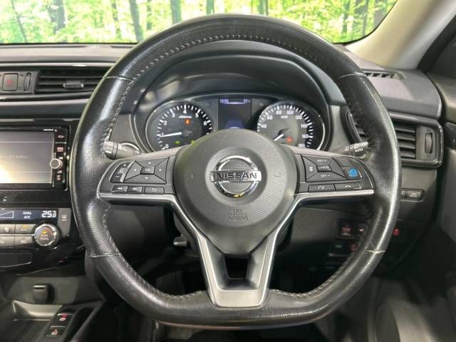 Nissan X-TRAIL 2018-06 8218-11