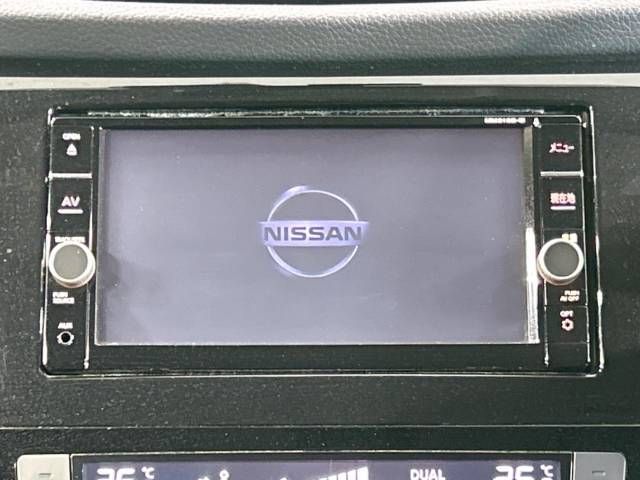 Nissan X-TRAIL 2018-06 8218-4