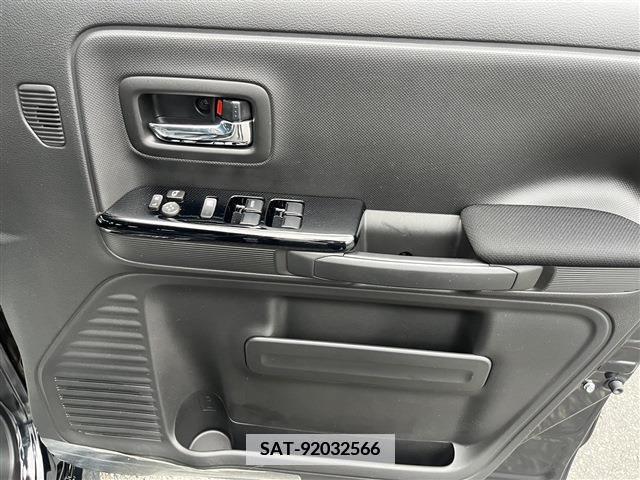Suzuki SPACIA 2023-01 341322-24