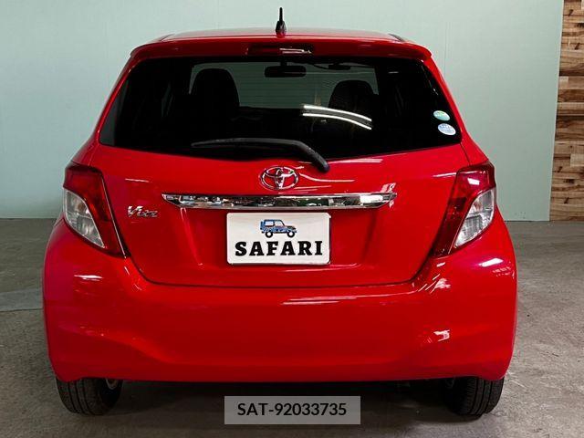 Toyota VITZ 2012-11 248798-17