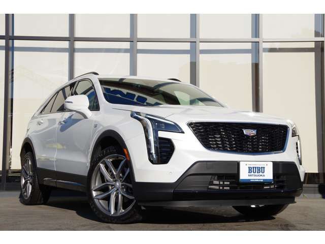 Cadillac XT4 2023-02 16241-8