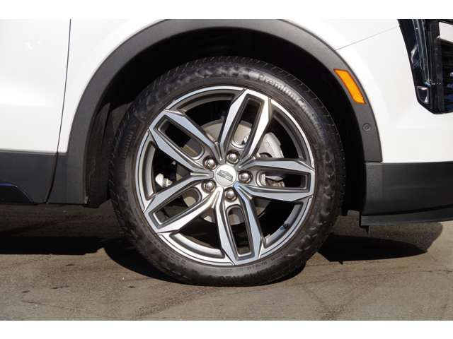 Cadillac XT4 2023-02 16241-16