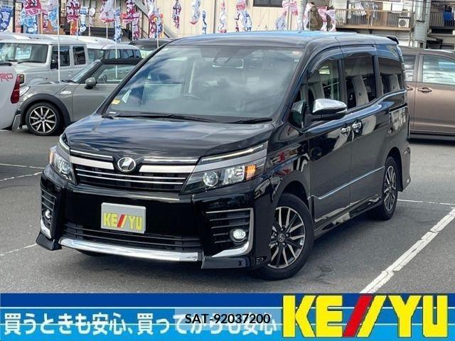 Toyota VOXY 2016-10 331483-0