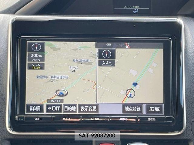 Toyota VOXY 2016-10 331483-16