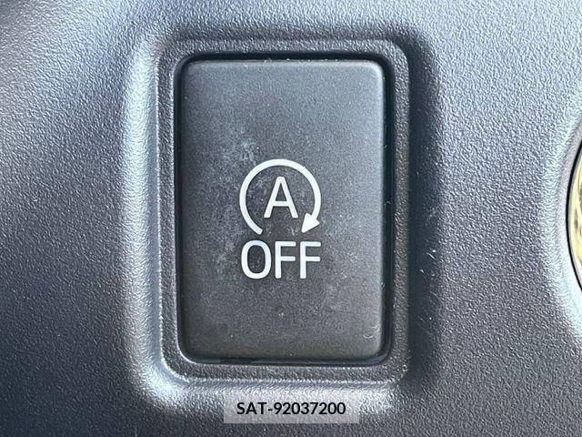 Toyota VOXY 2016-10 331483-21