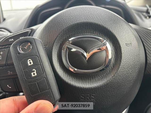 Mazda DEMIO 2014-11 268420-3