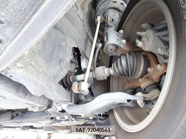 Toyota ALPHARD 2019-10 227829-10