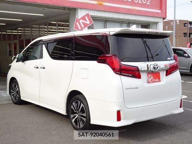 Toyota ALPHARD 2019-10 227829-3