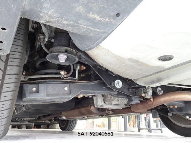 Toyota ALPHARD 2019-10 227829-11