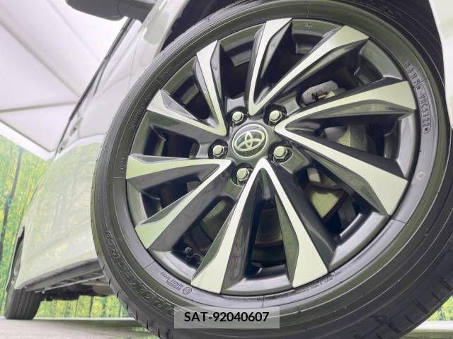 Toyota VOXY 2023-02 338202-13