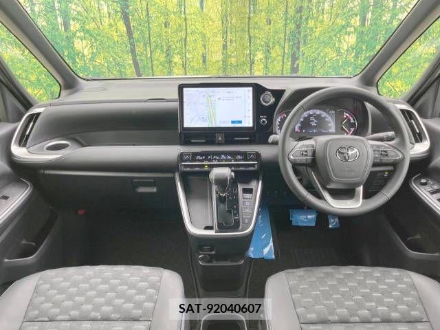 Toyota VOXY 2023-02 338202-1
