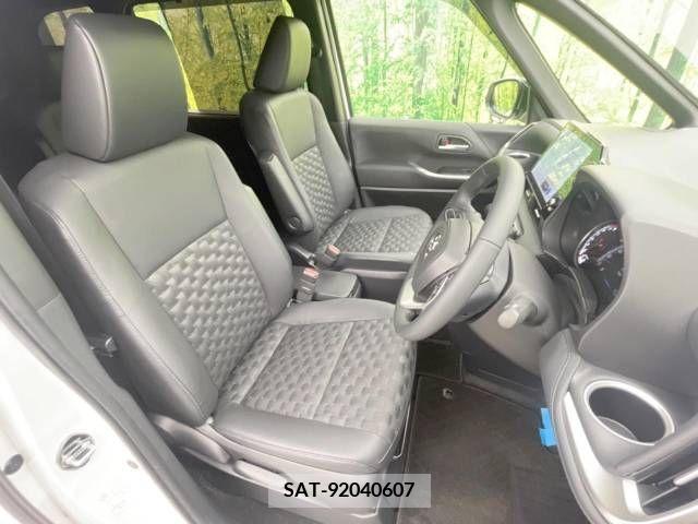 Toyota VOXY 2023-02 338202-8