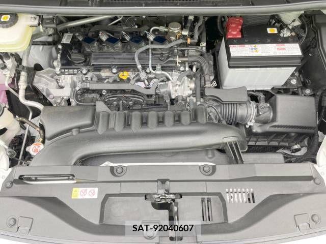 Toyota VOXY 2023-02 338202-18