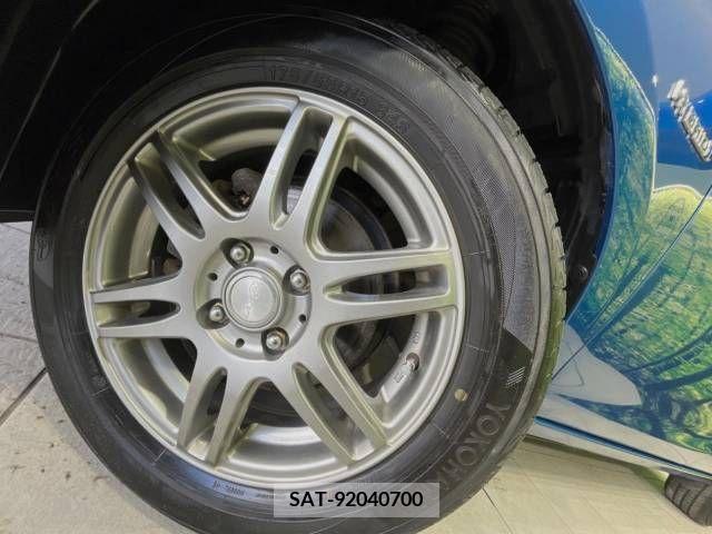 Toyota AQUA 2015-12 260182-13