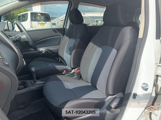 Nissan NOTE 2016-10 365336-8