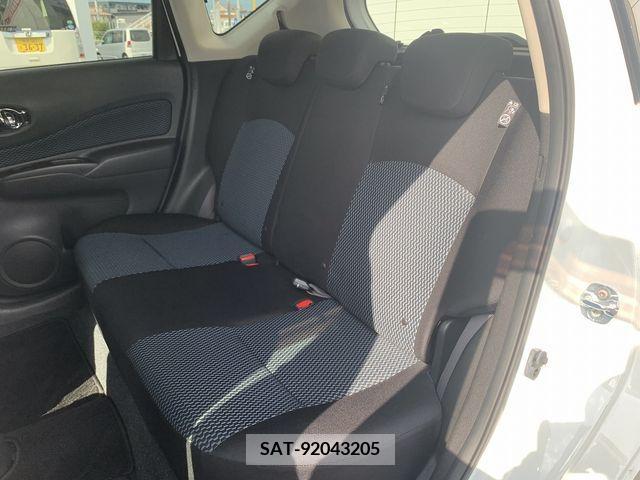 Nissan NOTE 2016-10 365336-7