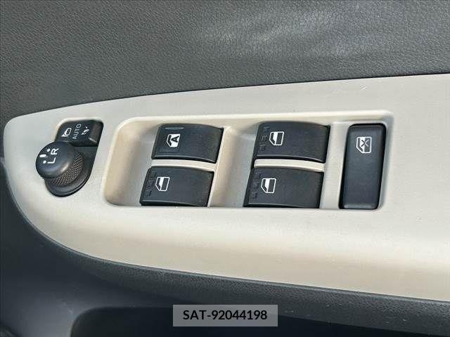 Toyota PASSO 2019-01 380677-20