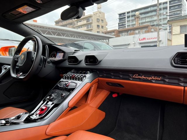 Lamborghini Huracan 2014-11 7007-1