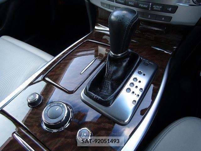 Nissan FUGA 2016-01 223211-16