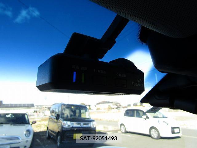Nissan FUGA 2016-01 223211-20