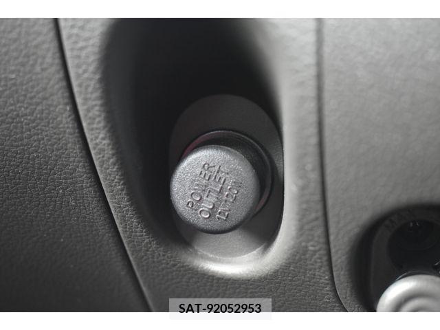 Nissan CUBE 2019-02 218707-8