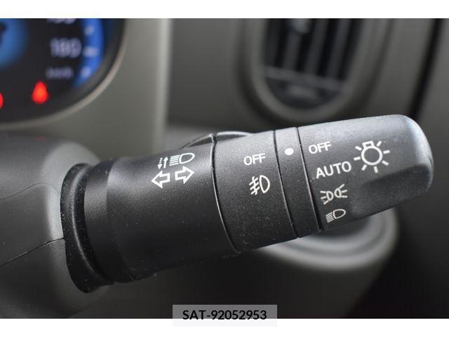 Nissan CUBE 2019-02 218707-9