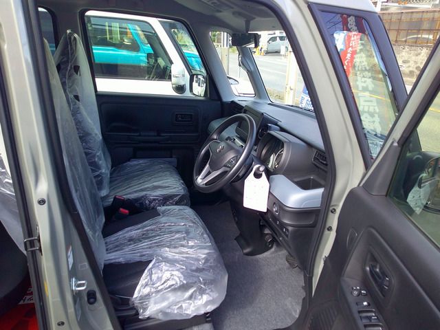 Suzuki SPACIA 2022-09 13188-3