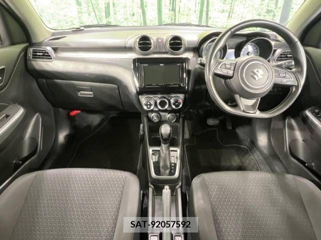 Suzuki SWIFT 2020-04 320945-1