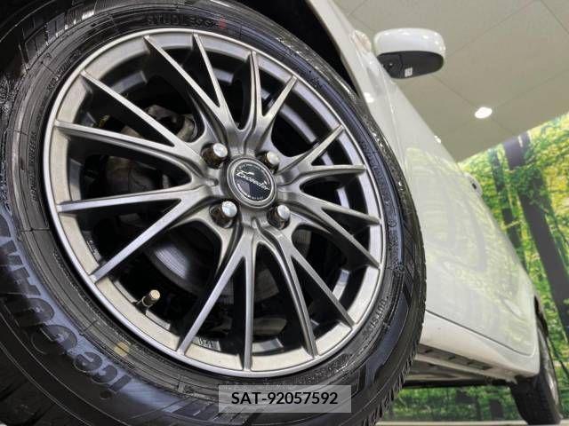 Suzuki SWIFT 2020-04 320945-13