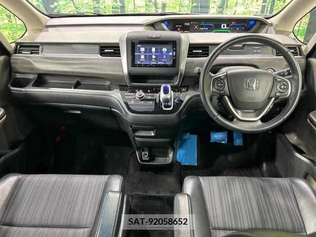 Honda FREED HYBRID 2016-11 270565-1