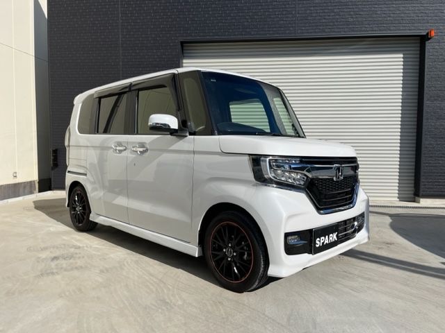Honda N BOX CUSTOM 2018-10 10066-2
