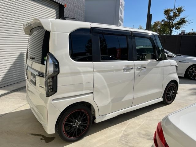 Honda N BOX CUSTOM 2018-10 10066-4