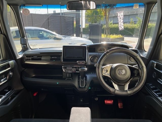 Honda N BOX CUSTOM 2018-10 10066-23