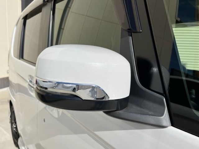 Honda N BOX CUSTOM 2018-10 10066-11