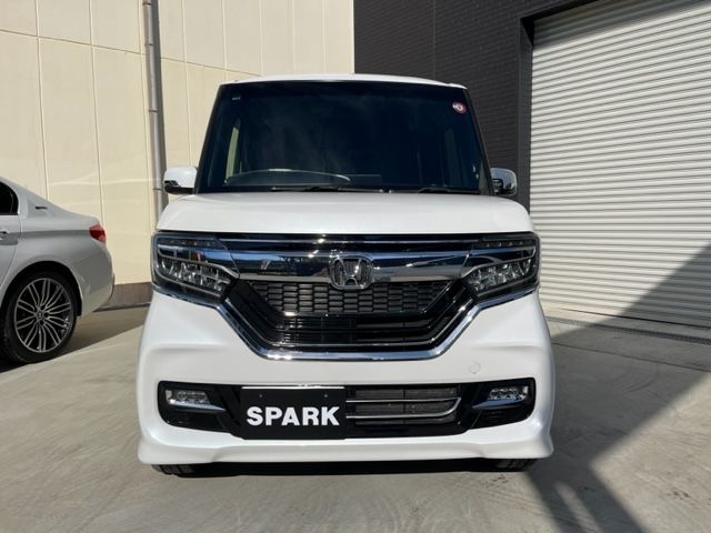 Honda N BOX CUSTOM 2018-10 10066-10